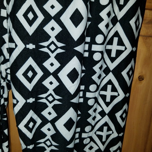 G geometric design lightweight crop pants - Picture 3 of 3